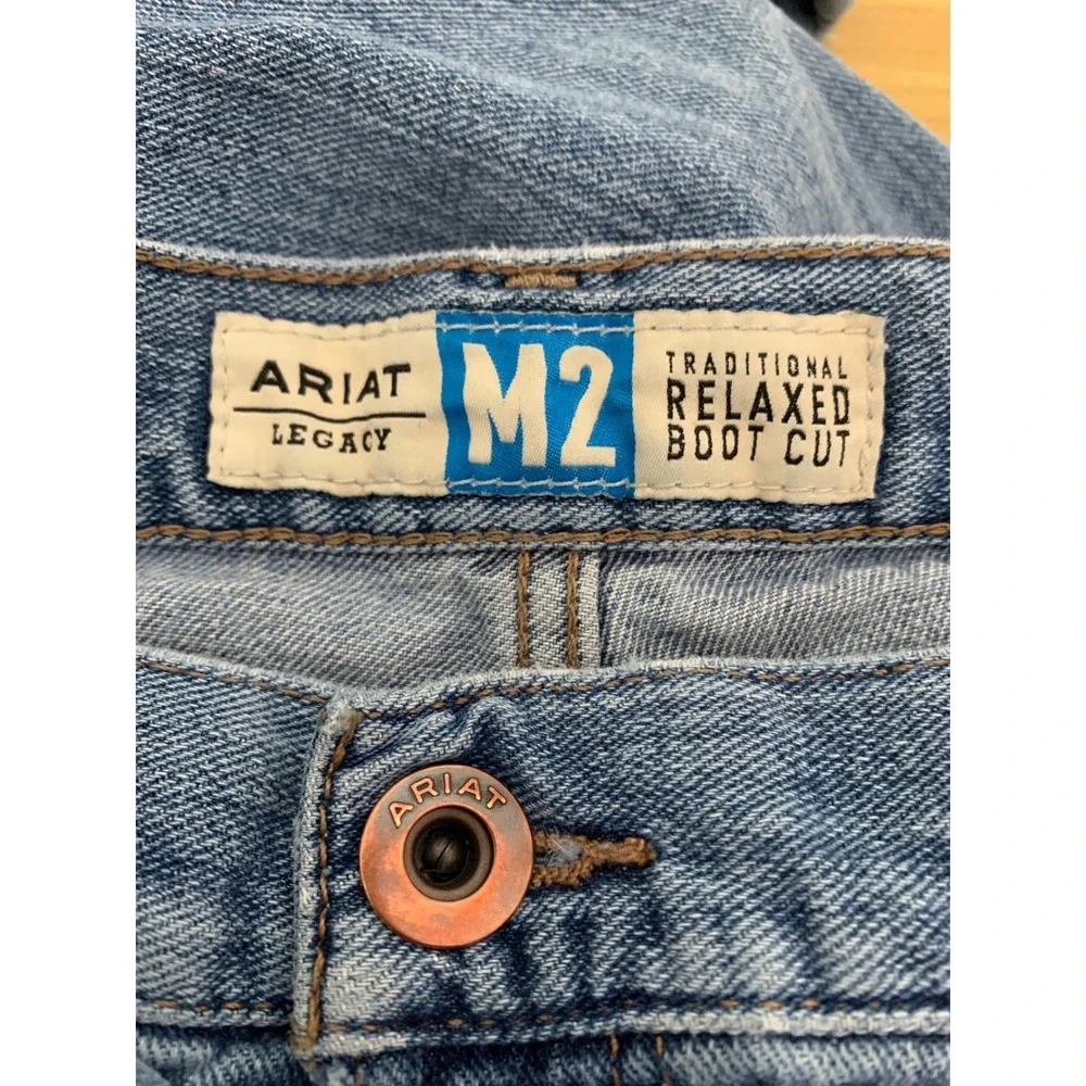 Ariat M2 Jeans Mens 40x32 Blue Relaxed Boot Cut Distressed Workwear Western